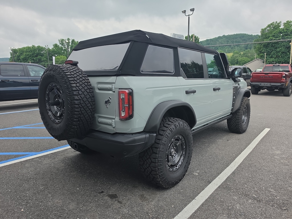 Used 2023 Ford Bronco Everglades SUV