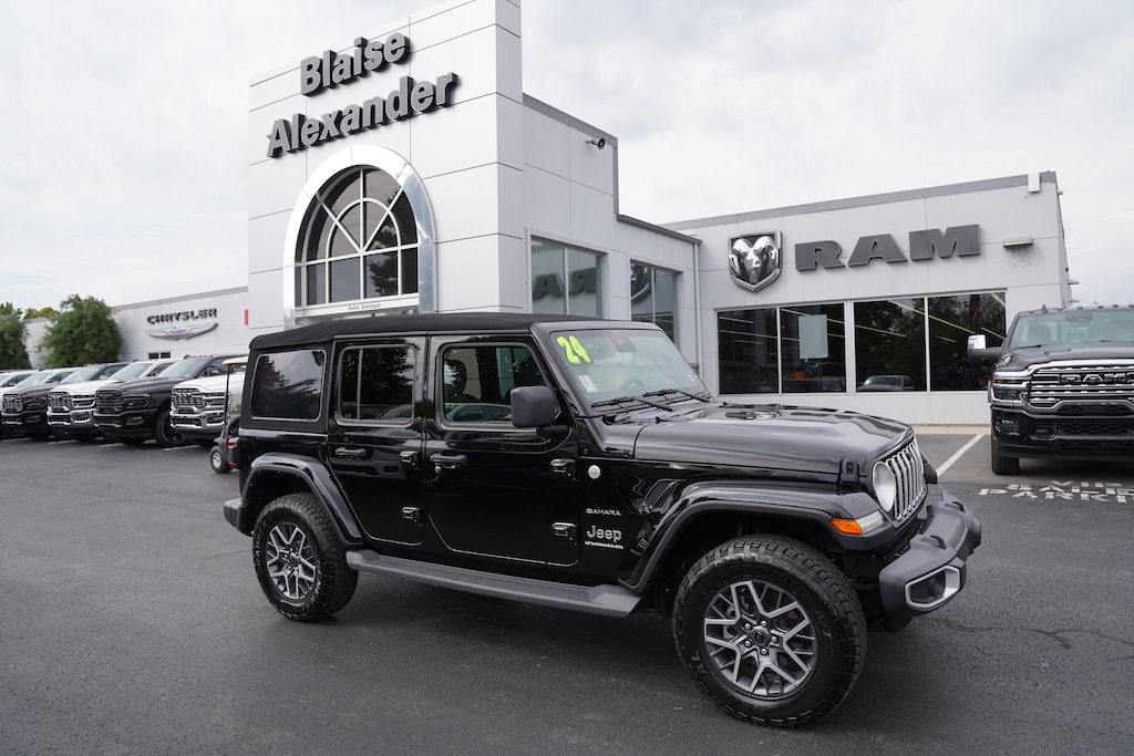 Used 2024 Jeep Wrangler Sahara SUV