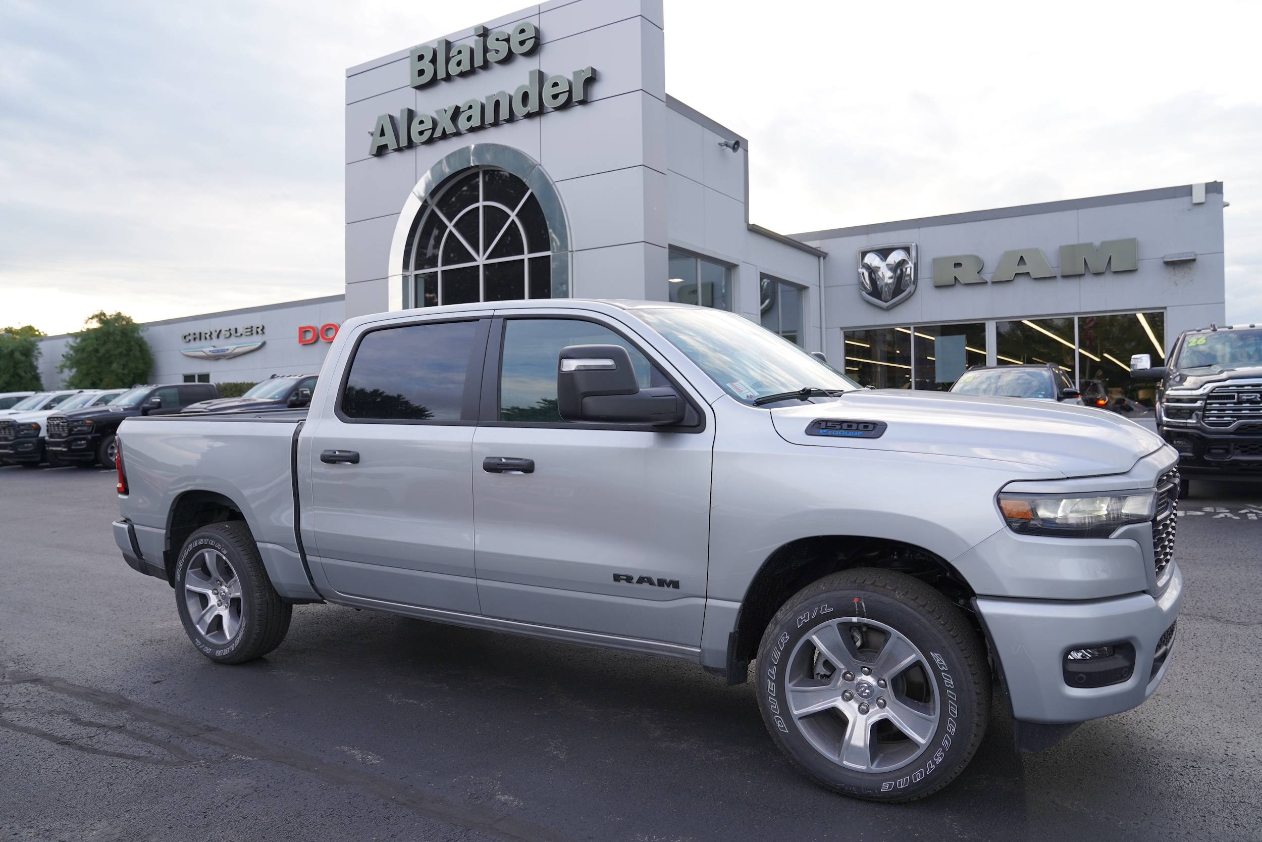 2026 RAM 1500 Pickup Express