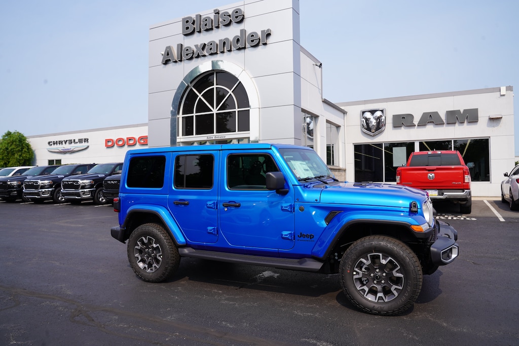 New 2026 Jeep Wrangler 4-DOOR SAHARA Sport Utility