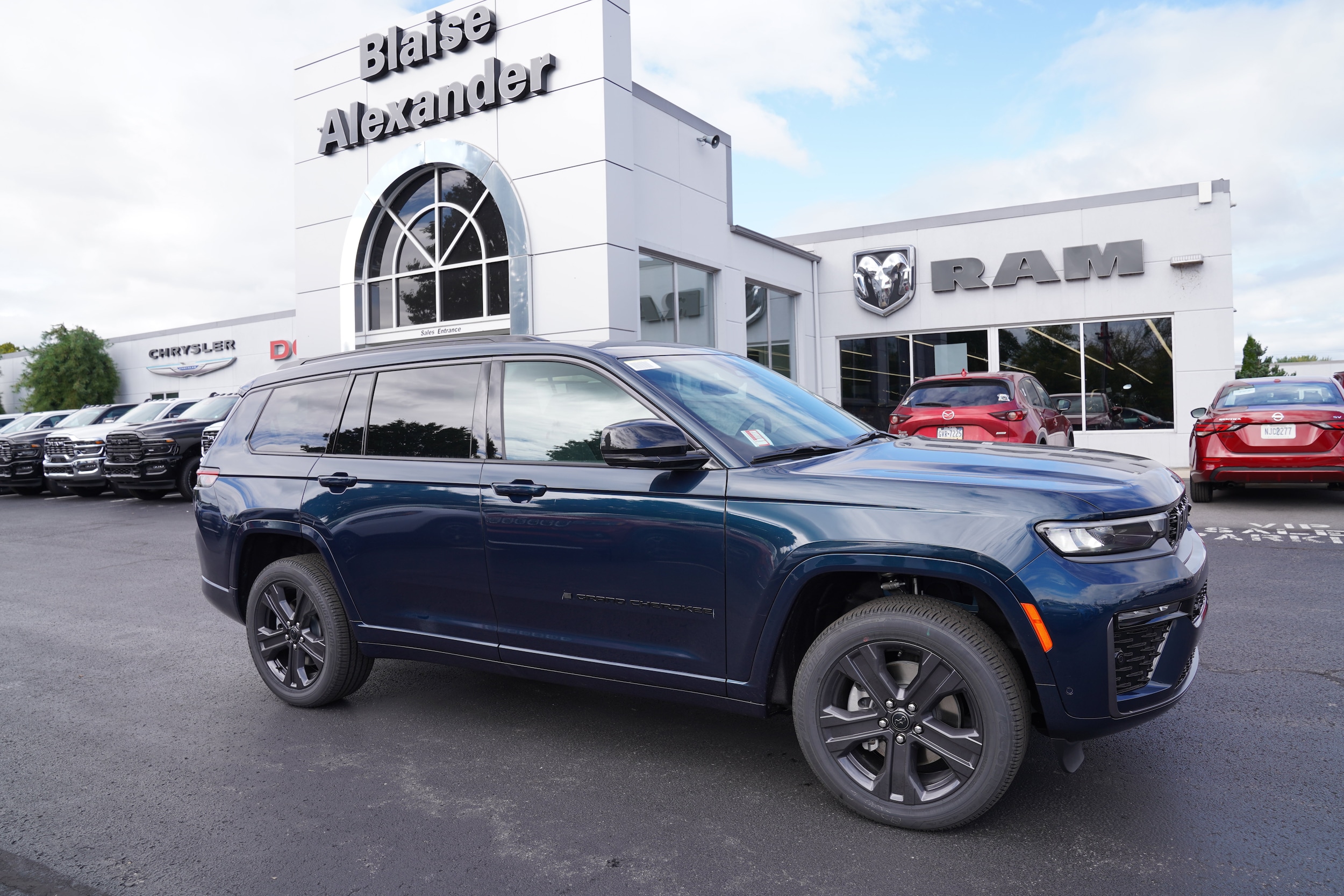 2027 Jeep Grand Cherokee L
