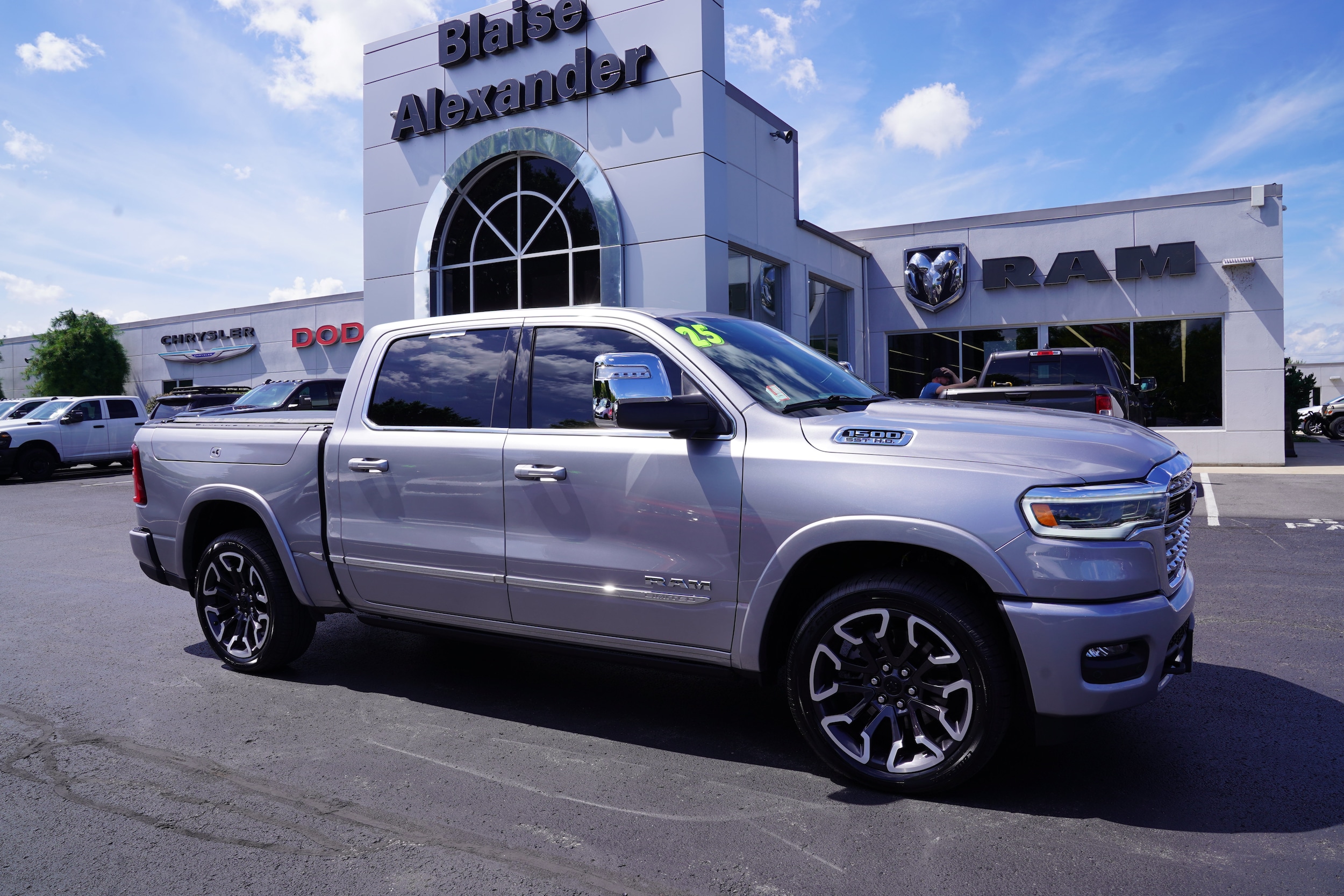 2025 RAM 1500 Pickup Limited