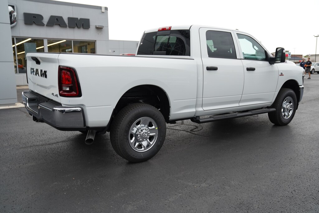 New 2027 Ram 2500 TRADESMAN CREW CAB 4X4 6'4 BOX Pickup