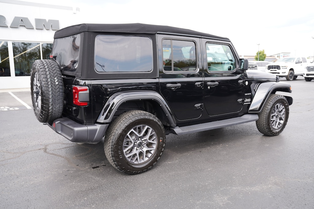 Used 2024 Jeep Wrangler Sahara SUV