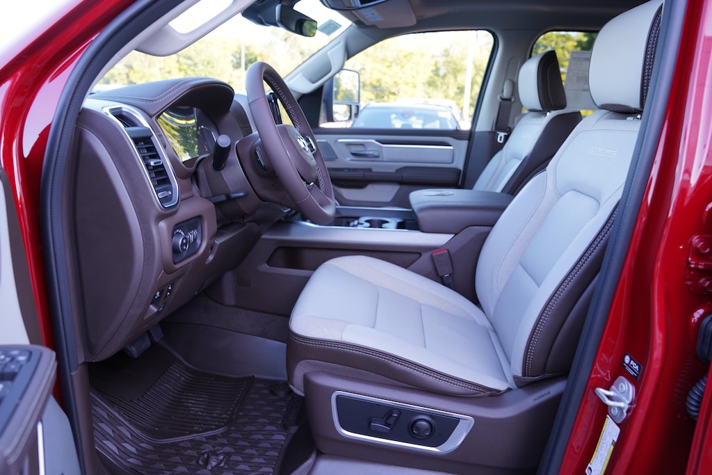 New 2027 Ram 1500 LARAMIE CREW CAB 4X4 5'7 BOX Pickup