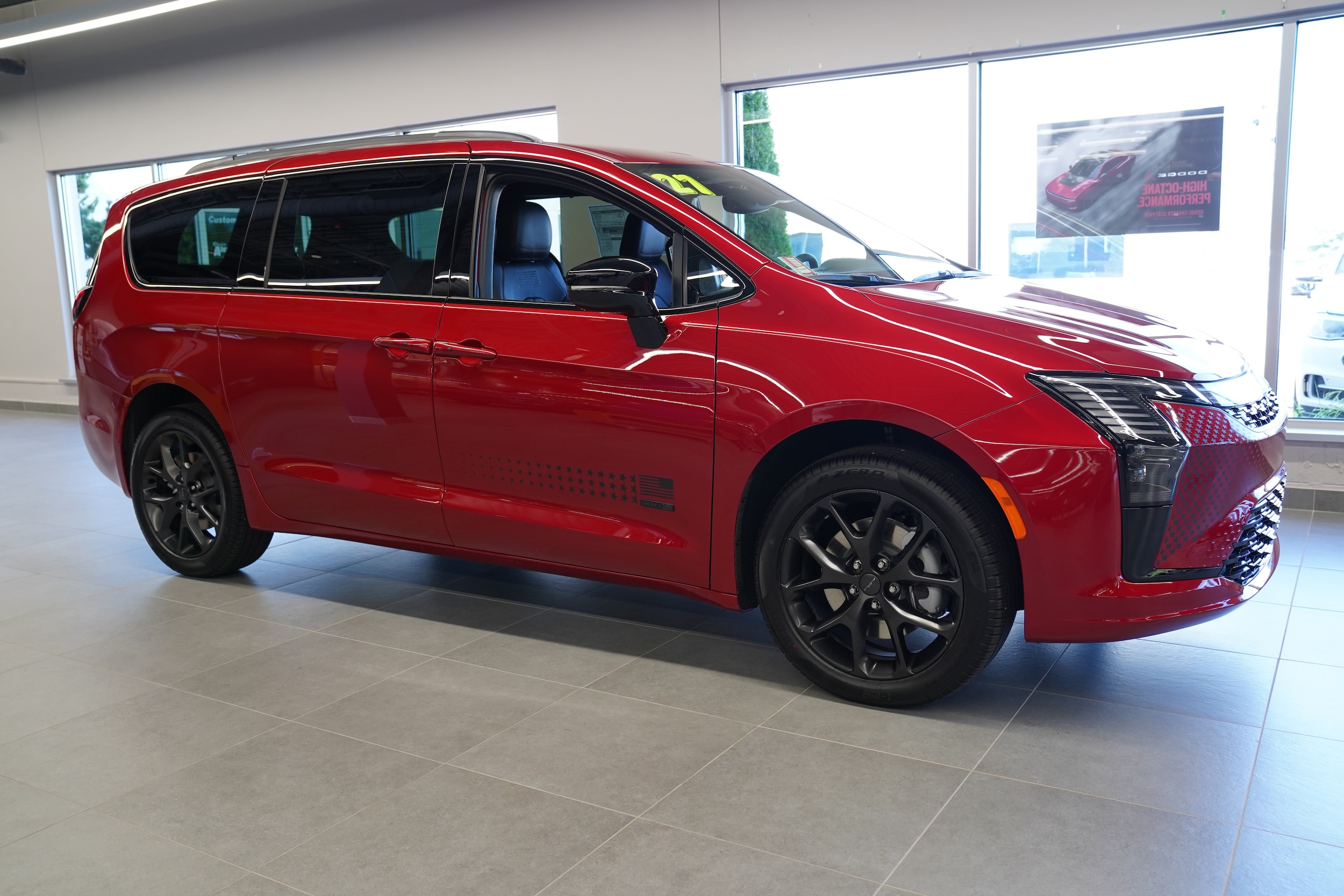 2027 Chrysler Pacifica Select