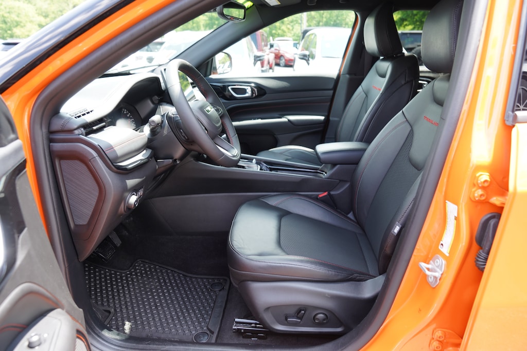 Used 2026 Jeep Compass Trailhawk SUV