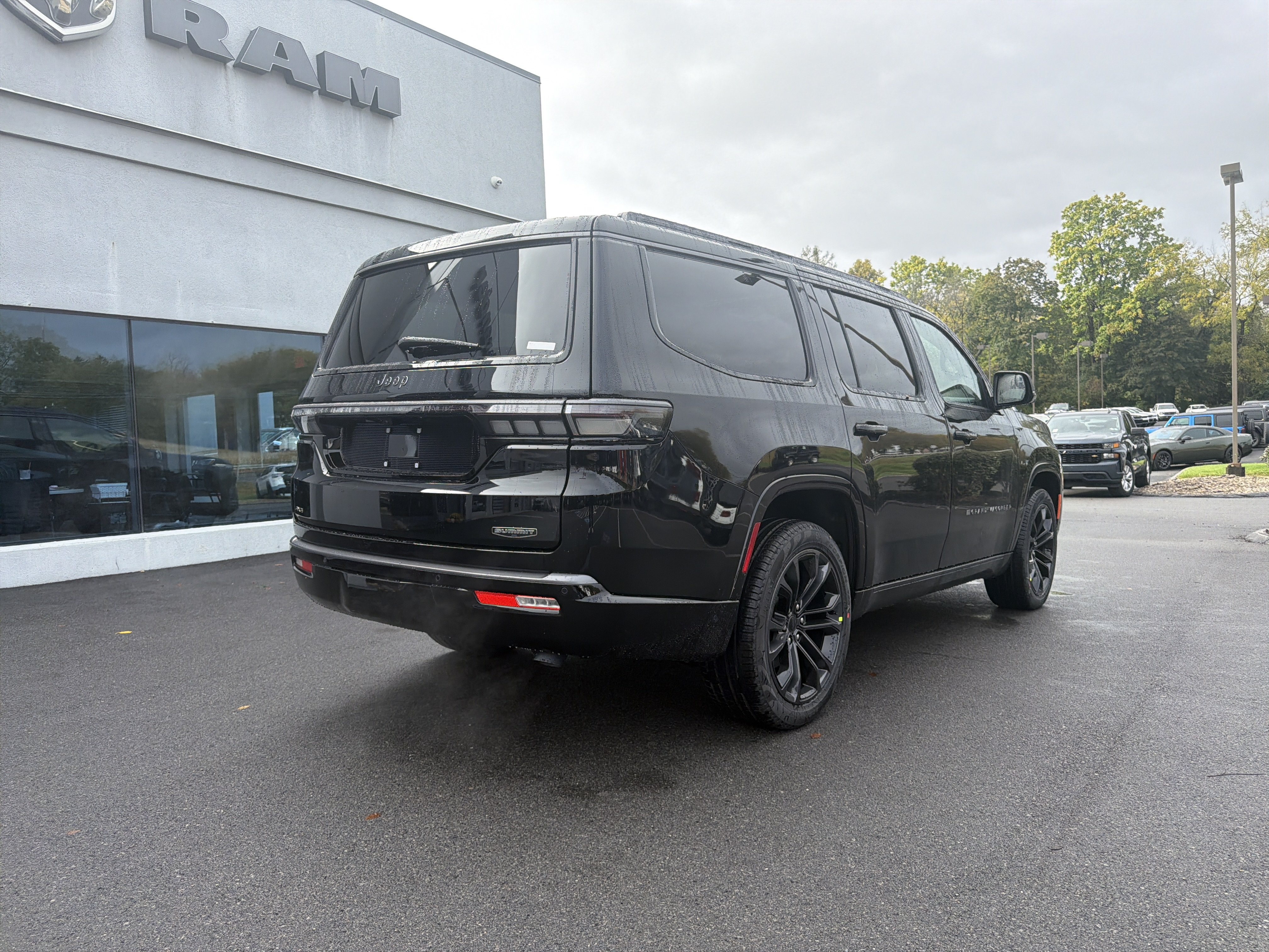 New 2027 Jeep Grand Wagoneer SUMMIT OBSIDIAN 4X4 Sport Utility