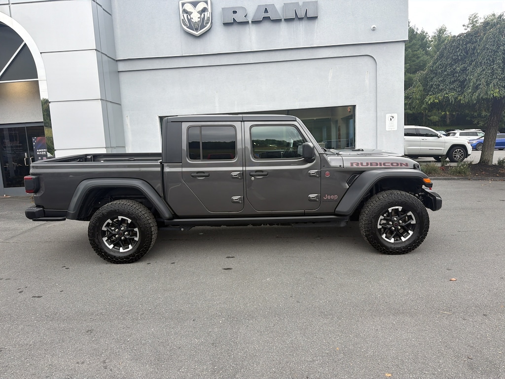 Used 2026 Jeep Gladiator Rubicon Truck Crew Cab