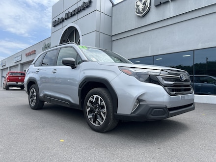 2025 Subaru Forester Premium SUV
