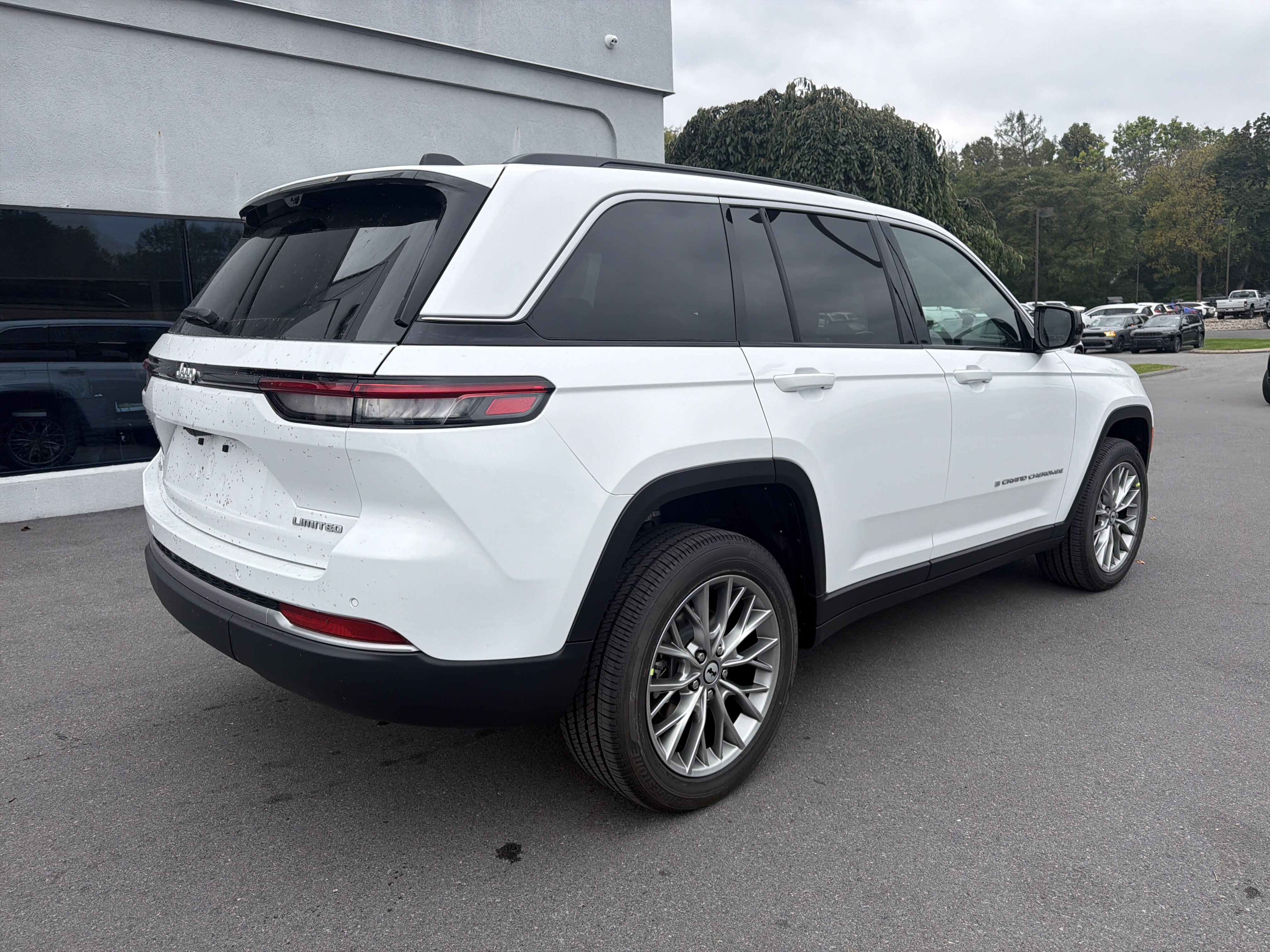 New 2027 Jeep Grand Cherokee LIMITED 4X4 Sport Utility