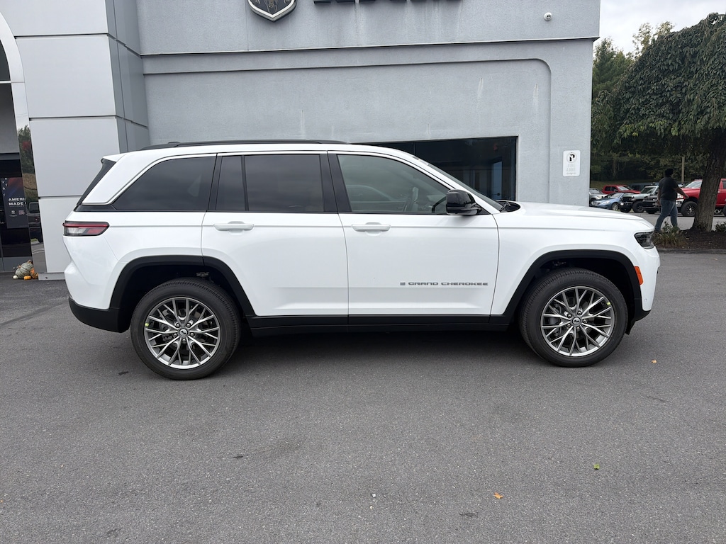 New 2027 Jeep Grand Cherokee LIMITED 4X4 Sport Utility