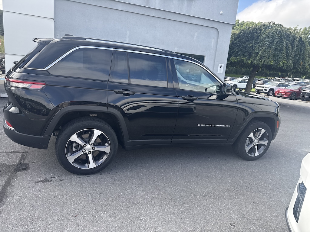 Used 2023 Jeep Grand Cherokee 4xe Base SUV