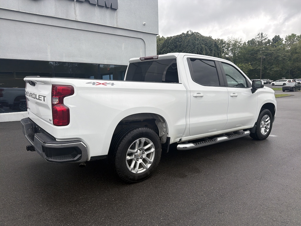 Used 2023 Chevrolet Silverado 1500 LT w/1LT Truck Crew Cab
