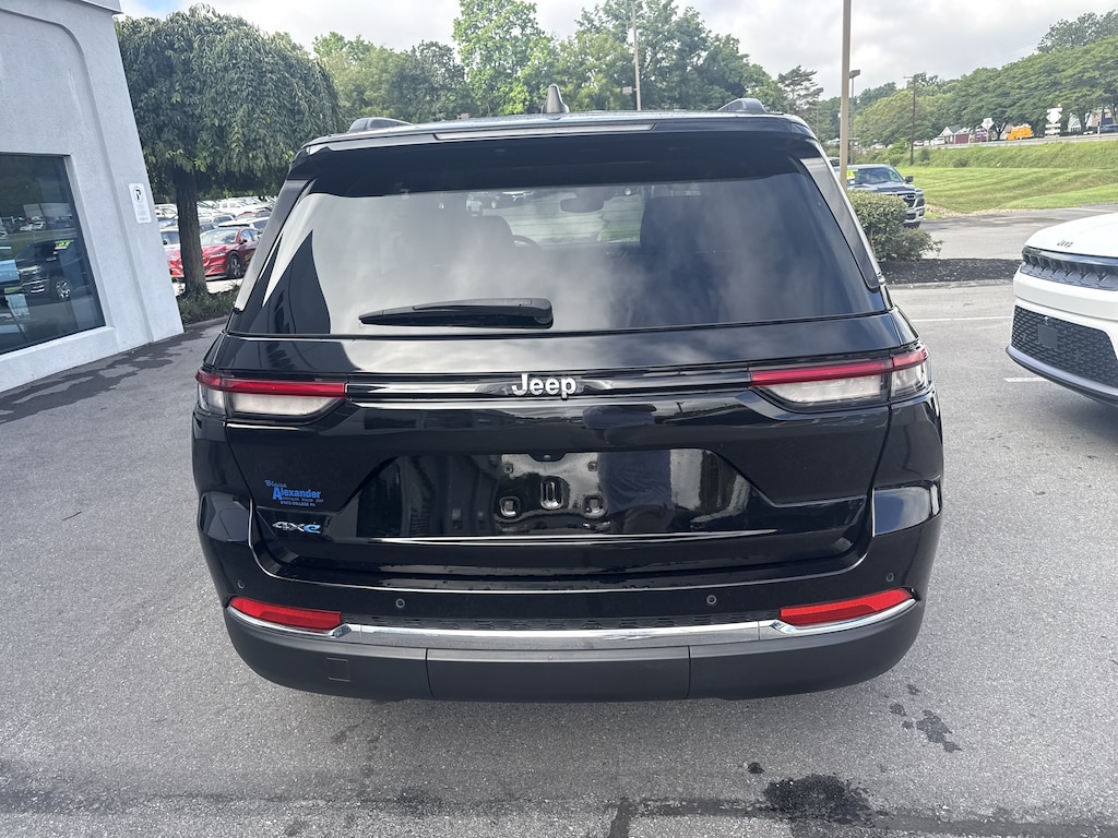 Used 2023 Jeep Grand Cherokee 4xe Base SUV