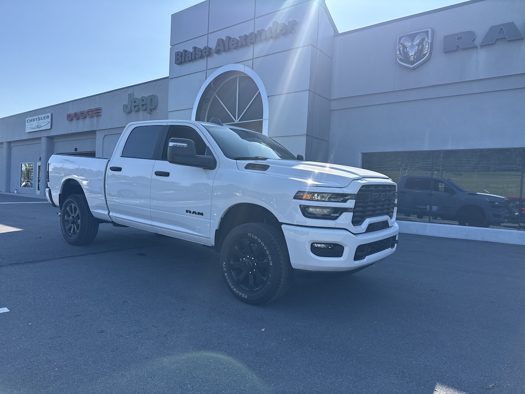 New 2026 Ram 2500 BIG HORN CREW CAB 4X4 6'4 BOX Pickup