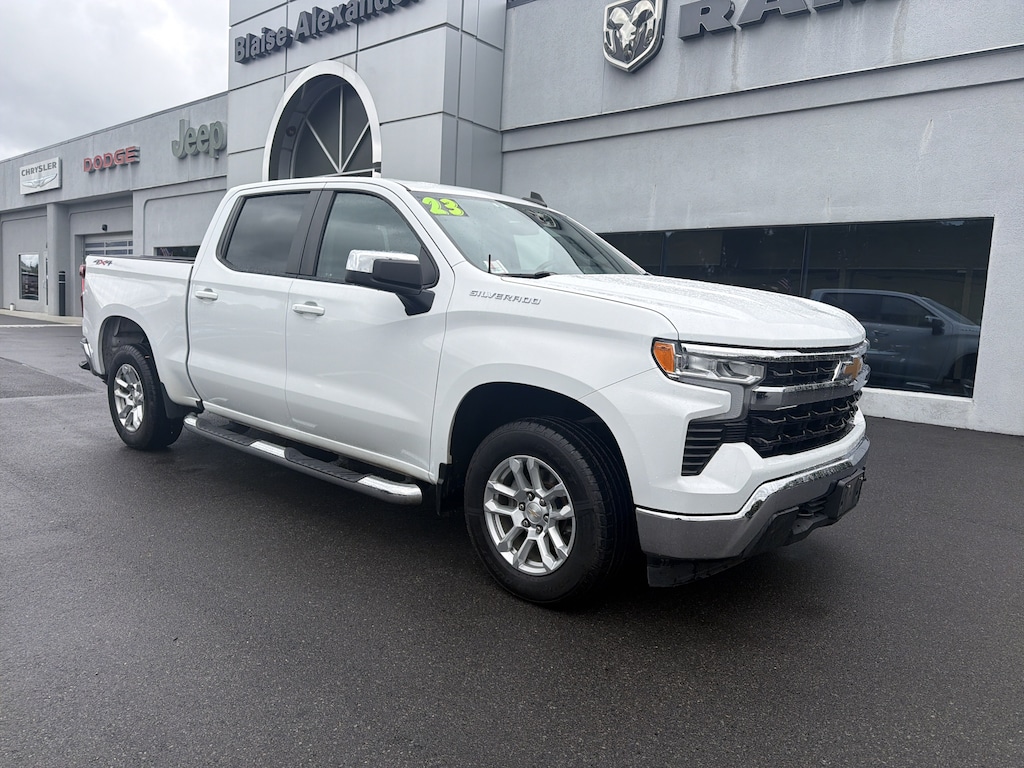 Used 2023 Chevrolet Silverado 1500 LT w/1LT Truck Crew Cab