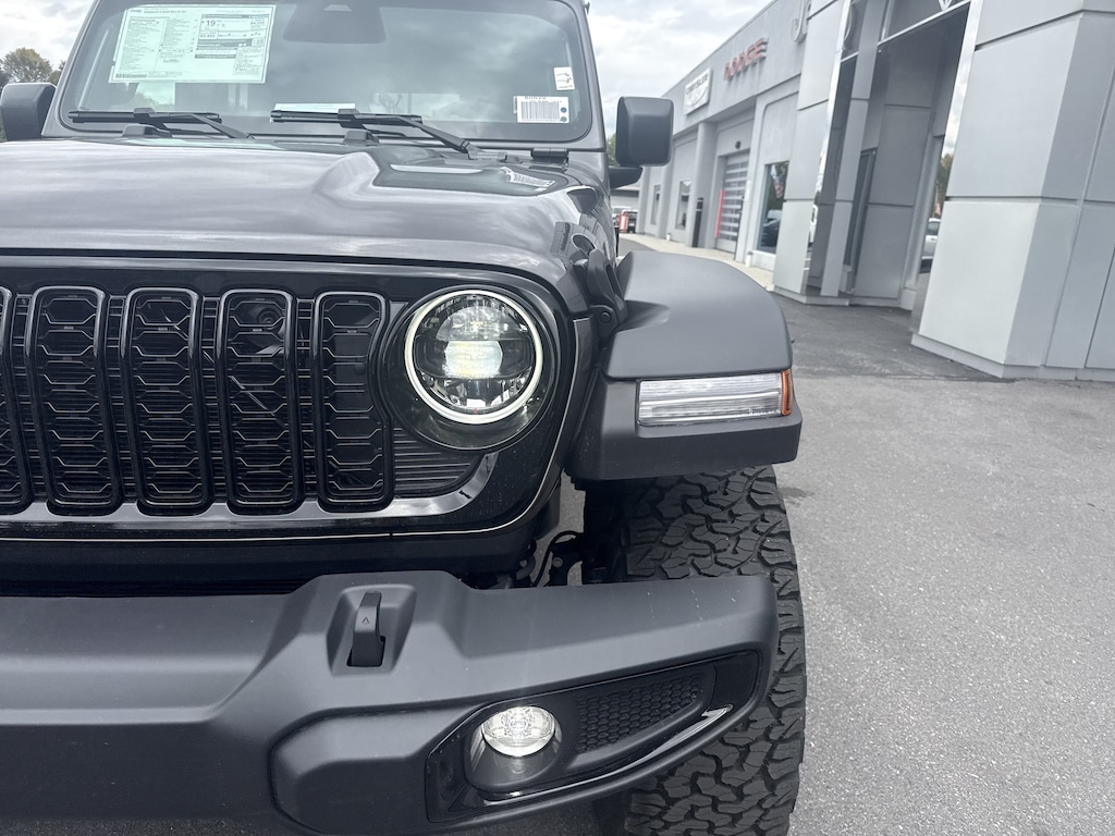 New 2027 Jeep Wrangler 4-DOOR WILLYS Sport Utility