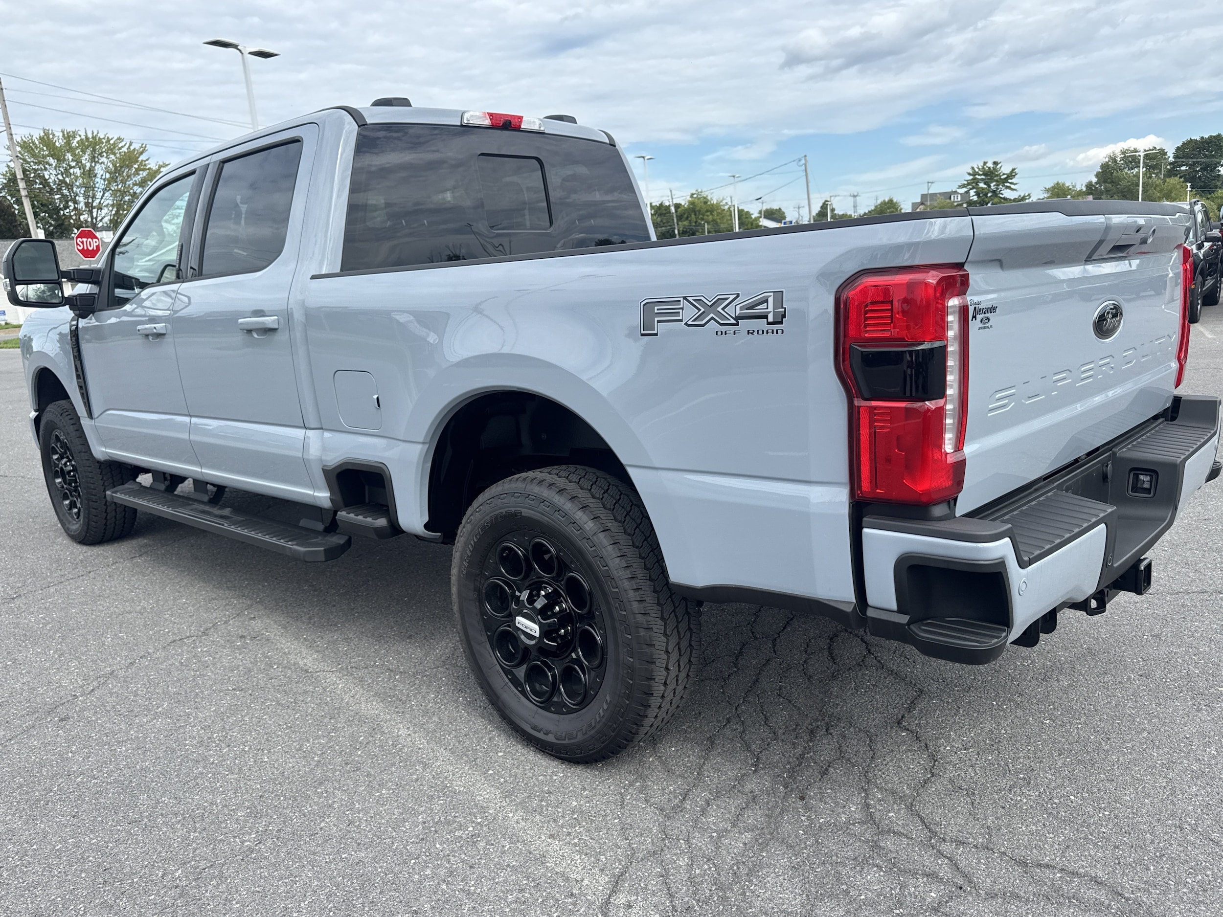 2026 Ford F-350 Super Duty Lariat - Photo 6