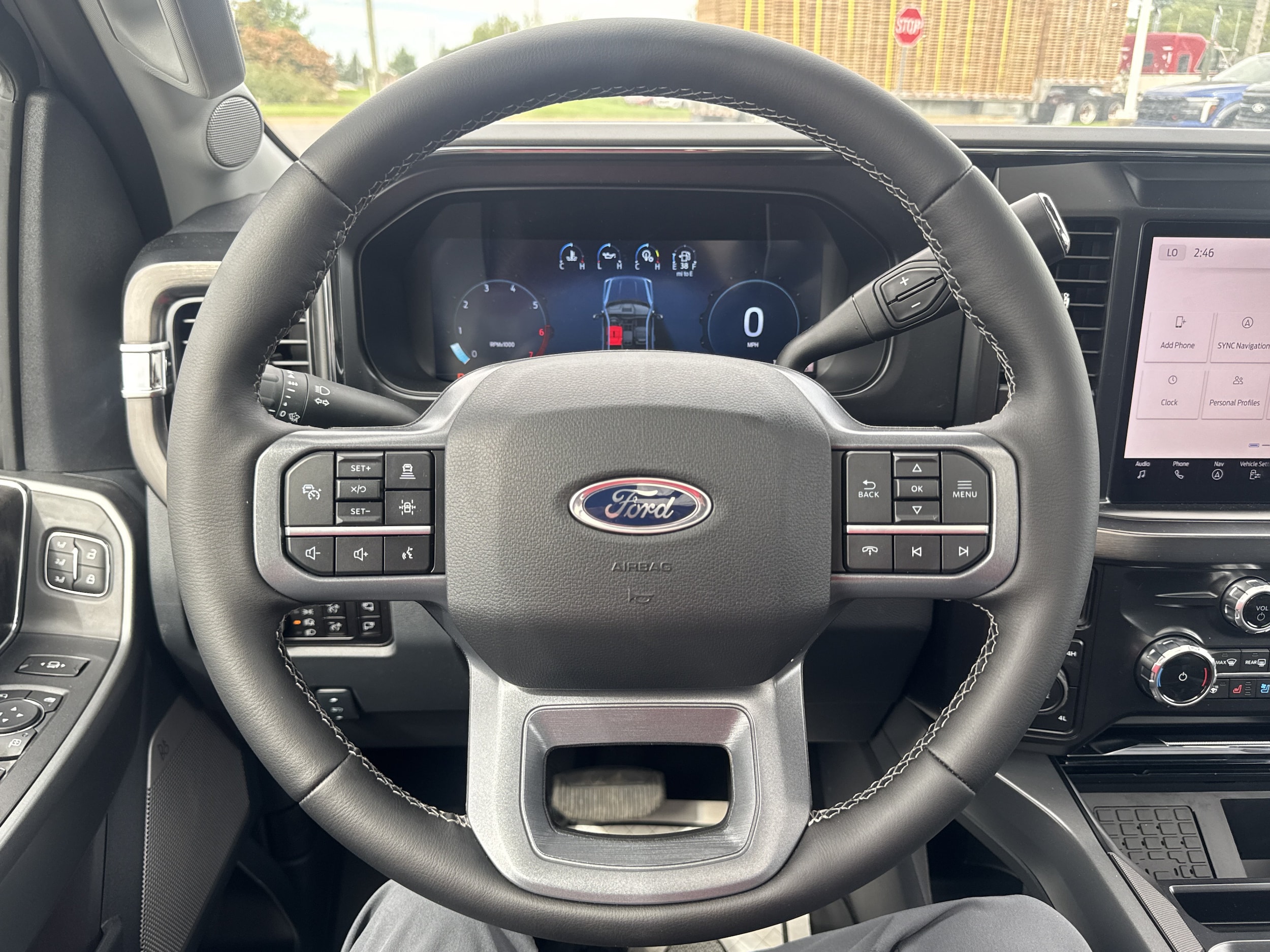2026 Ford F-350 Super Duty Lariat - Photo 17