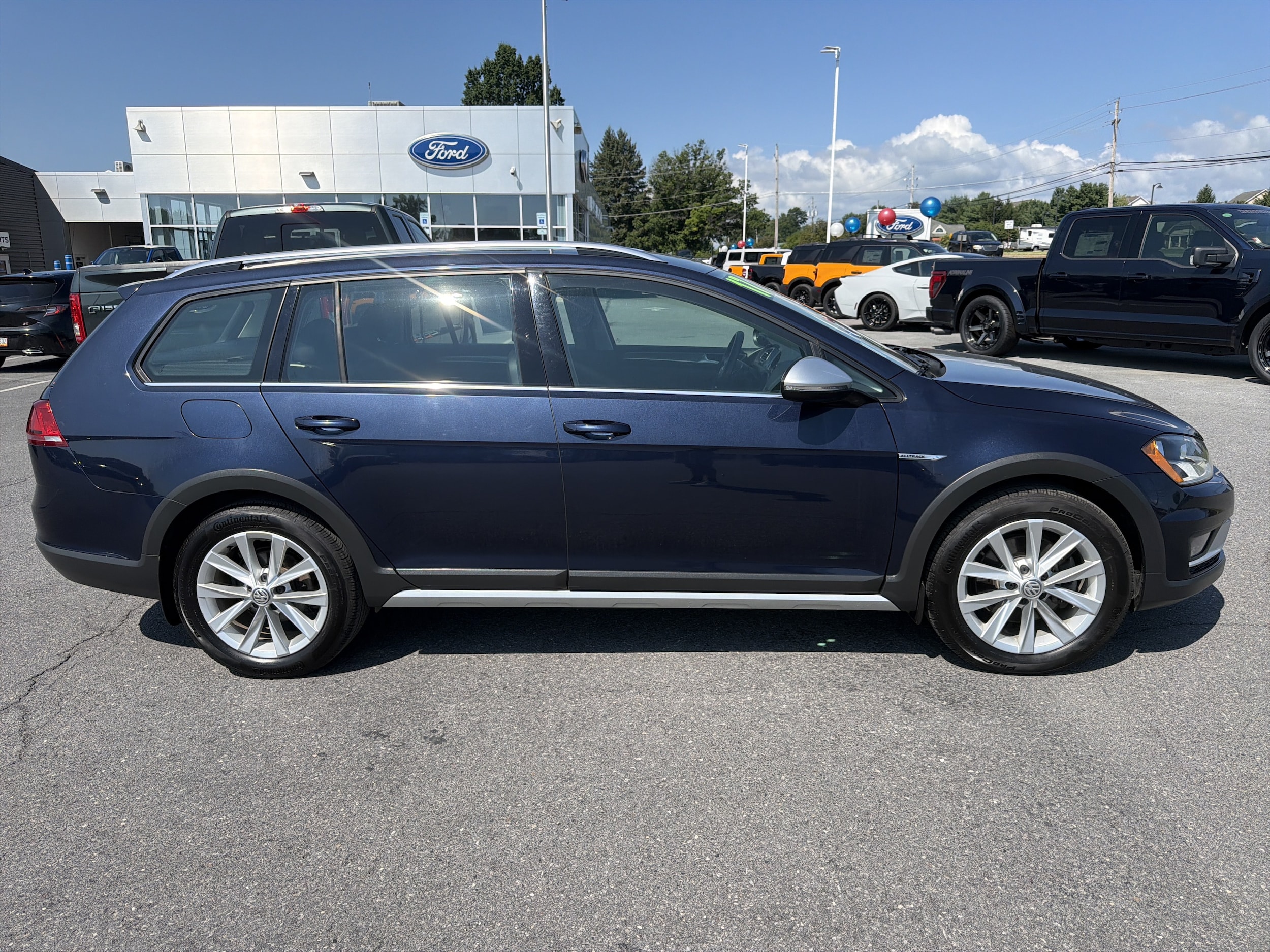 Used 2017 Volkswagen Golf Alltrack Alltrack S with VIN 3VWH17AU6HM539187 for sale in Lewisburg, PA