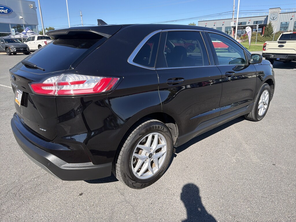 Used 2024 Ford Edge SEL SUV