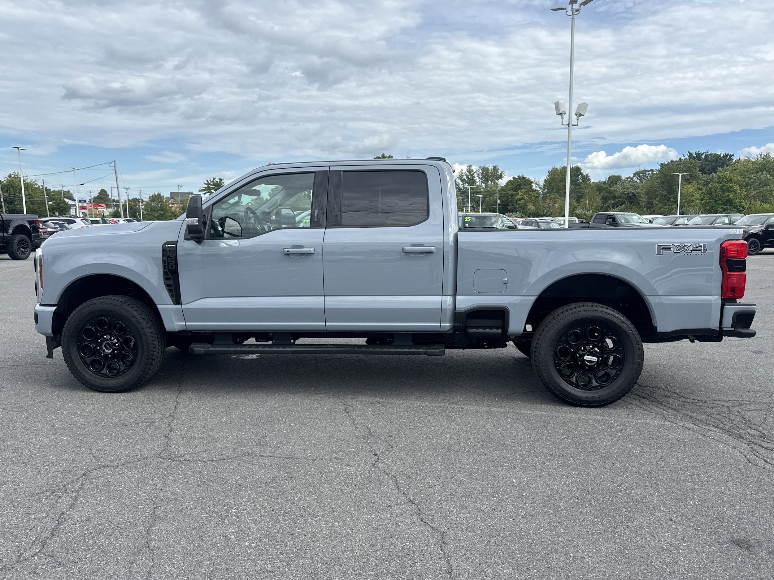 2026 Ford F-350 Super Duty Lariat - Photo 9