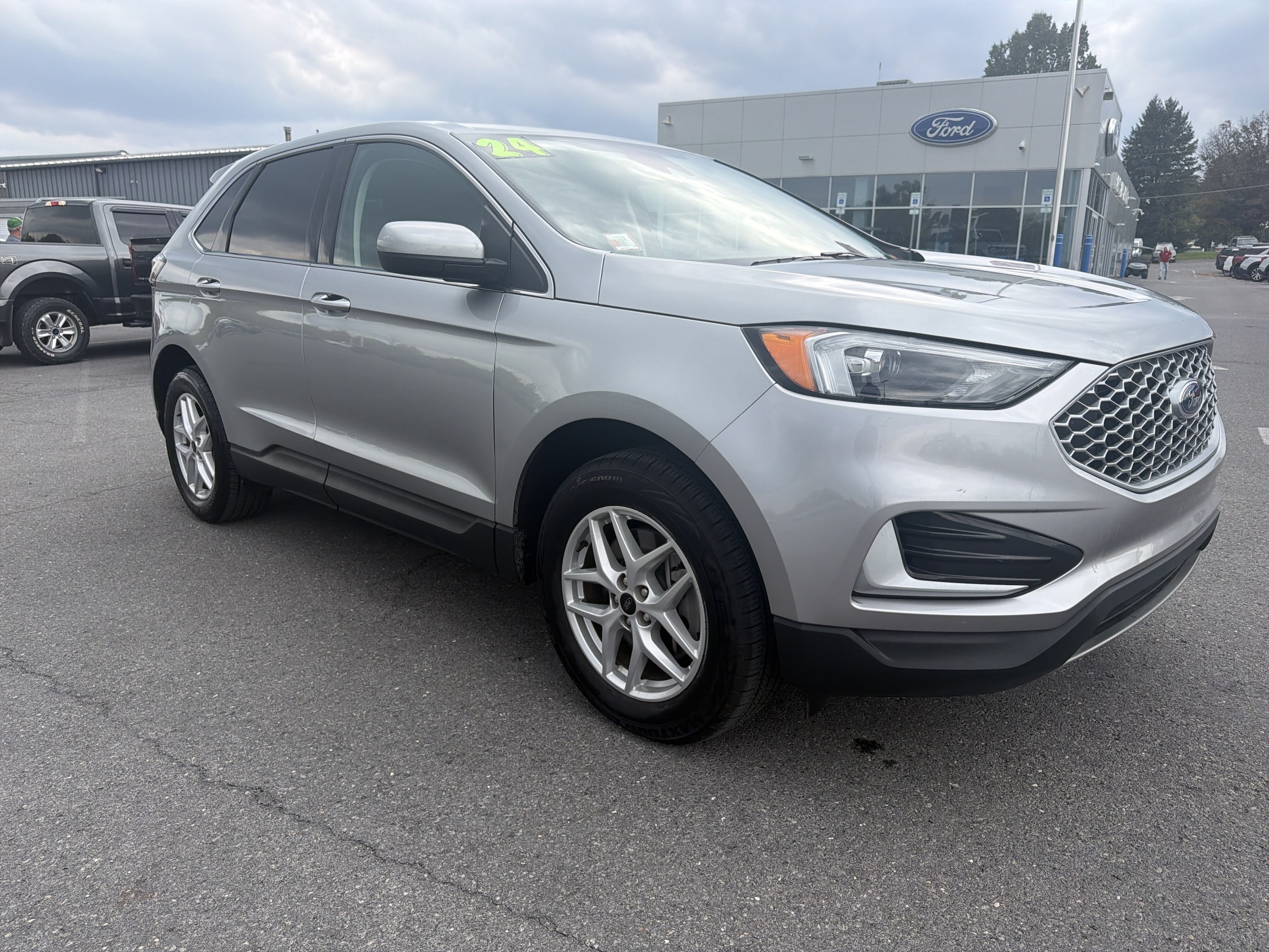 2024 Ford Edge