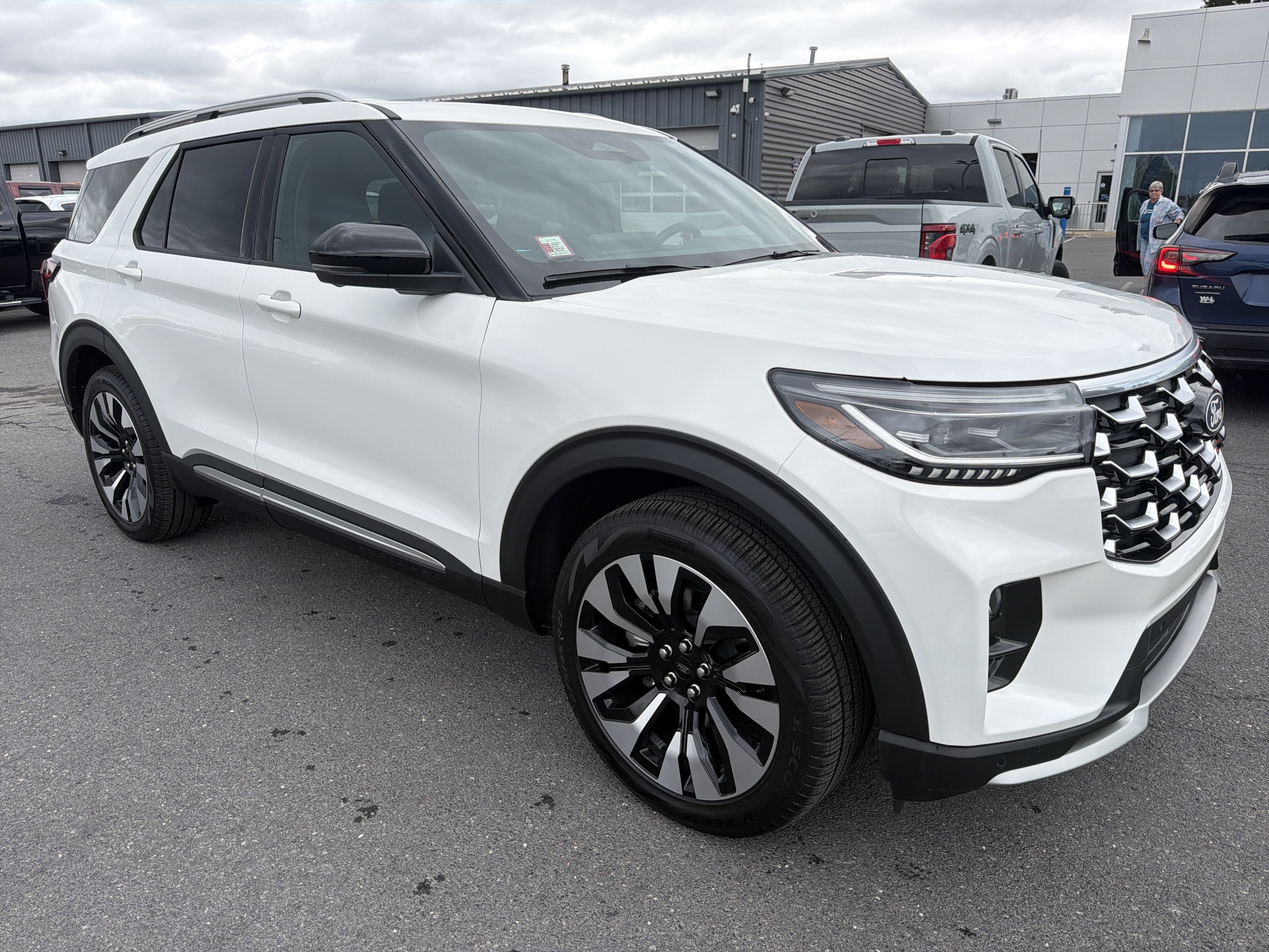 New 2027 Ford Explorer Platinum SUV