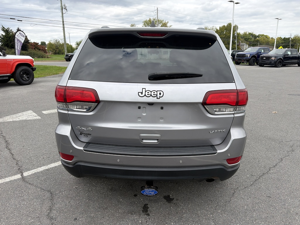 Used 2020 Jeep Grand Cherokee Laredo SUV