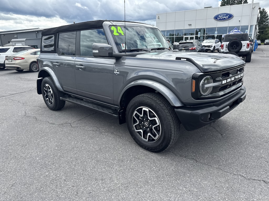Used 2024 Ford Bronco Outer Banks SUV