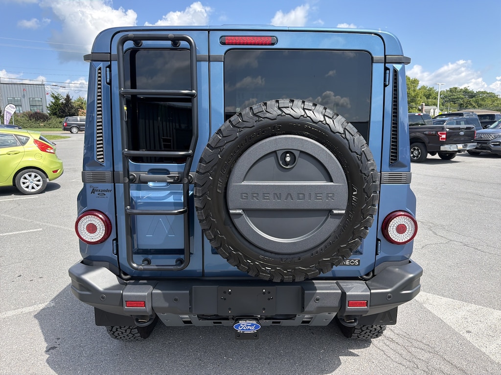 Used 2025 Ineos Grenadier Station Wagon Fieldmaster Edition Fieldmaster Edition 4x4