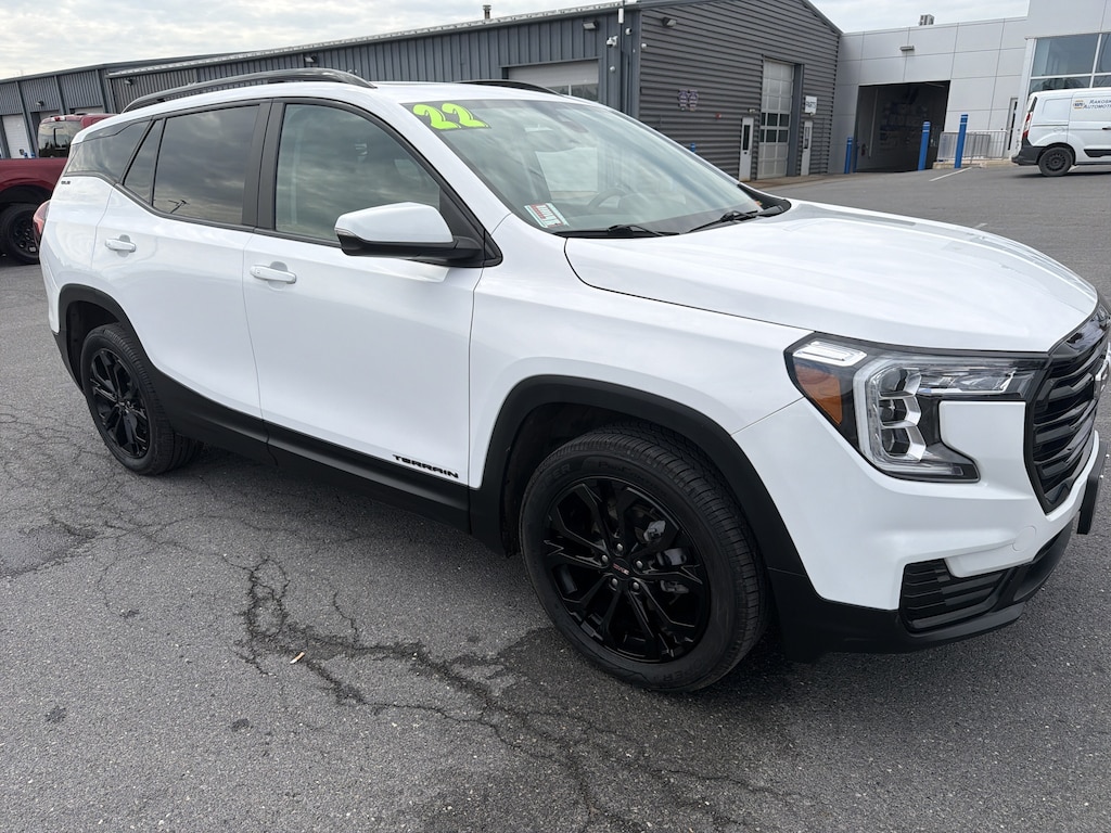 Used 2022 GMC Terrain SLE SUV