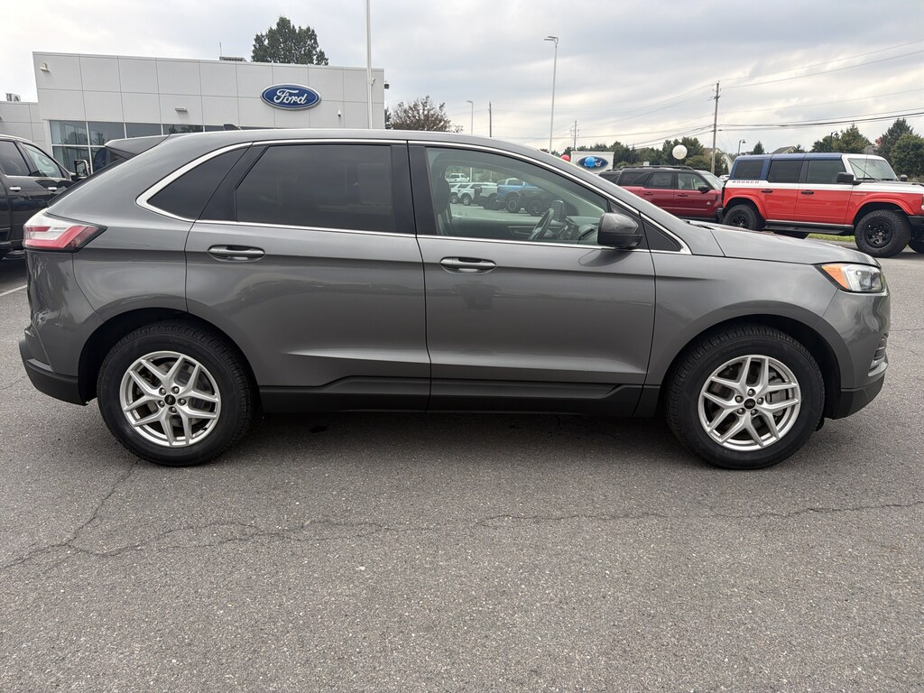 Used 2024 Ford Edge SEL SUV