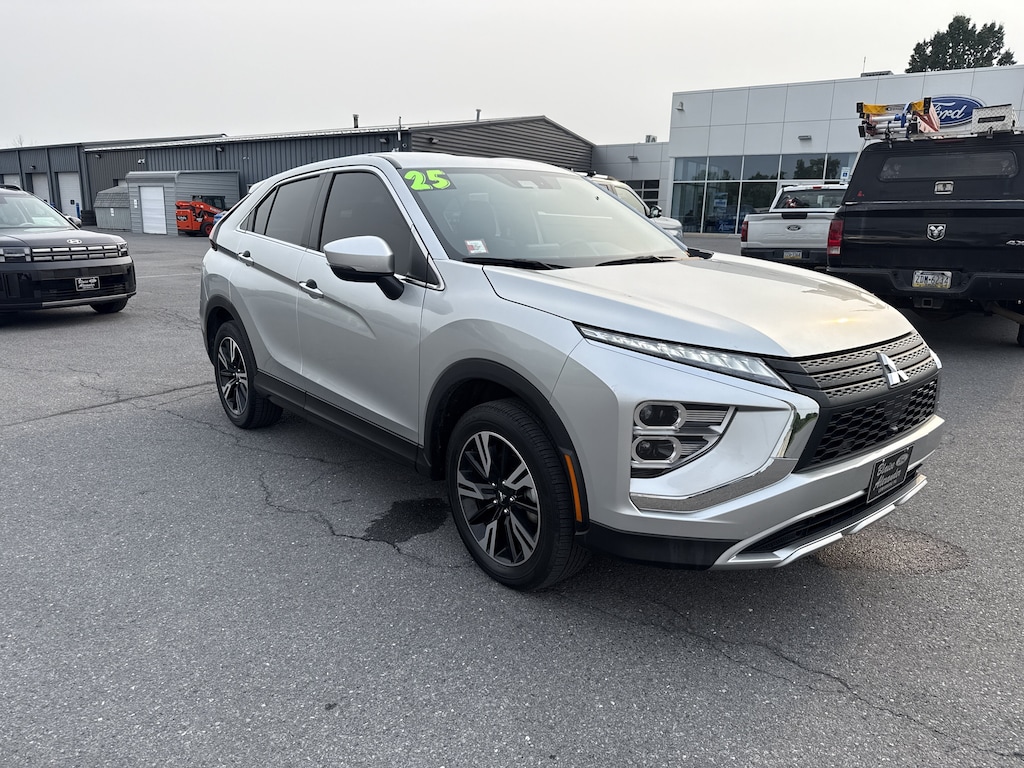 Used 2025 Mitsubishi Eclipse Cross SE SUV