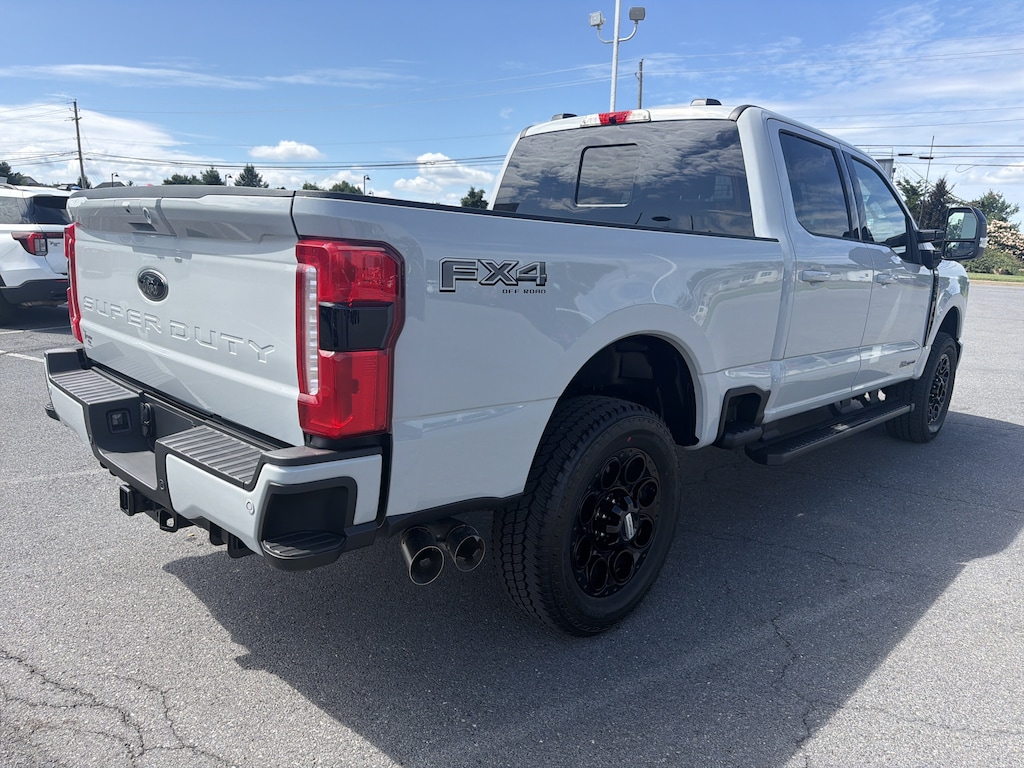 New 2026 Ford Super Duty F-250 SRW LARIAT Truck Crew Cab