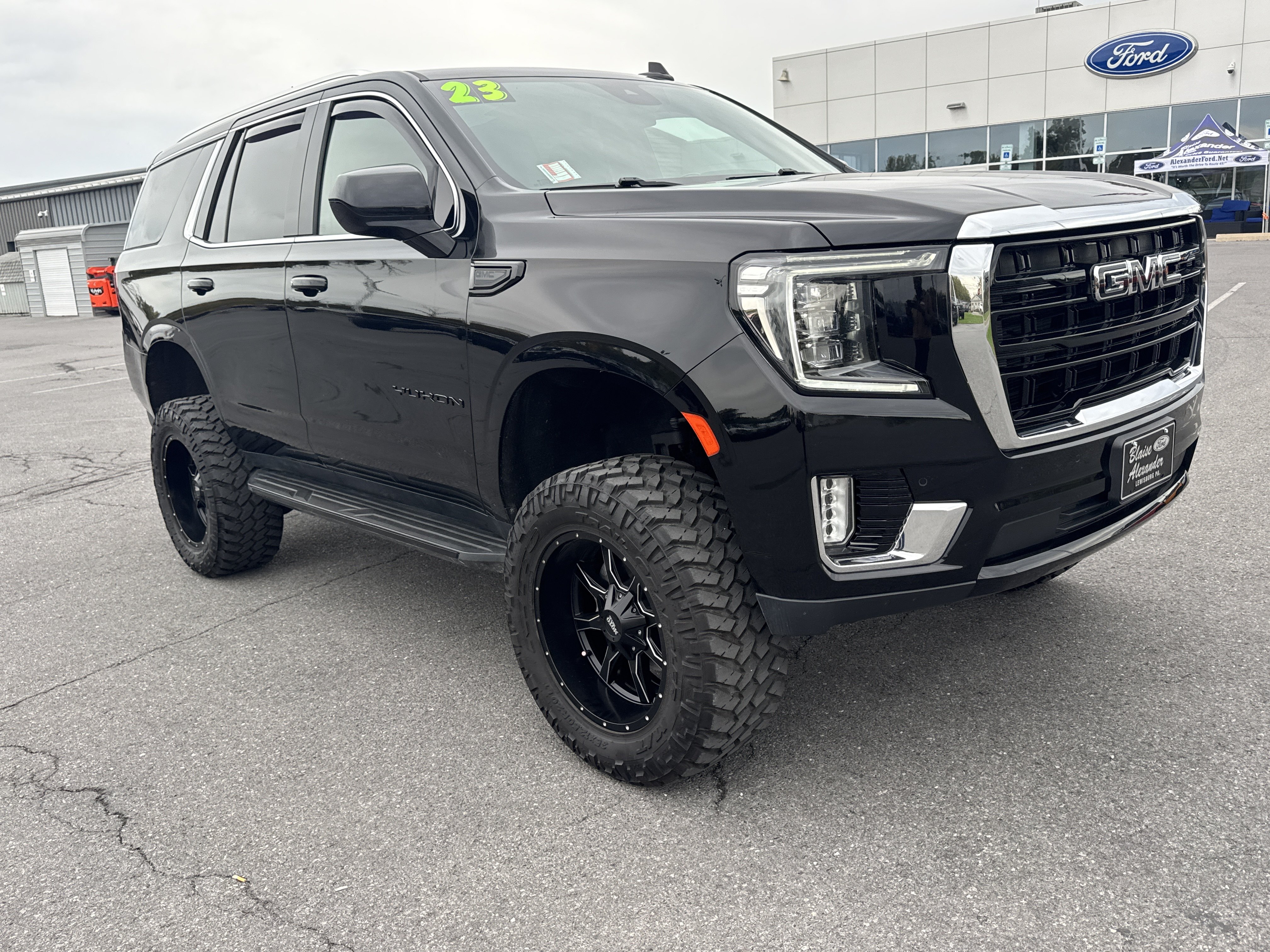 2023 GMC Yukon
