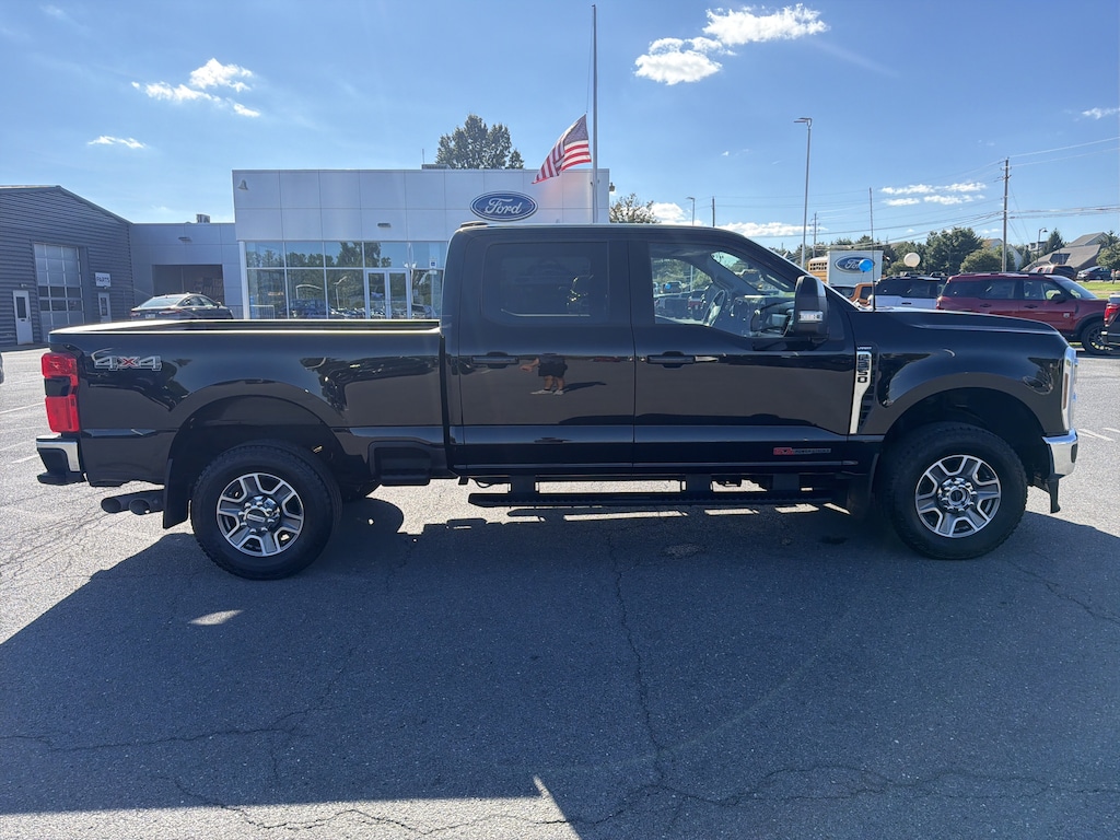 Used 2024 Ford Super Duty F-350 SRW Truck Crew Cab