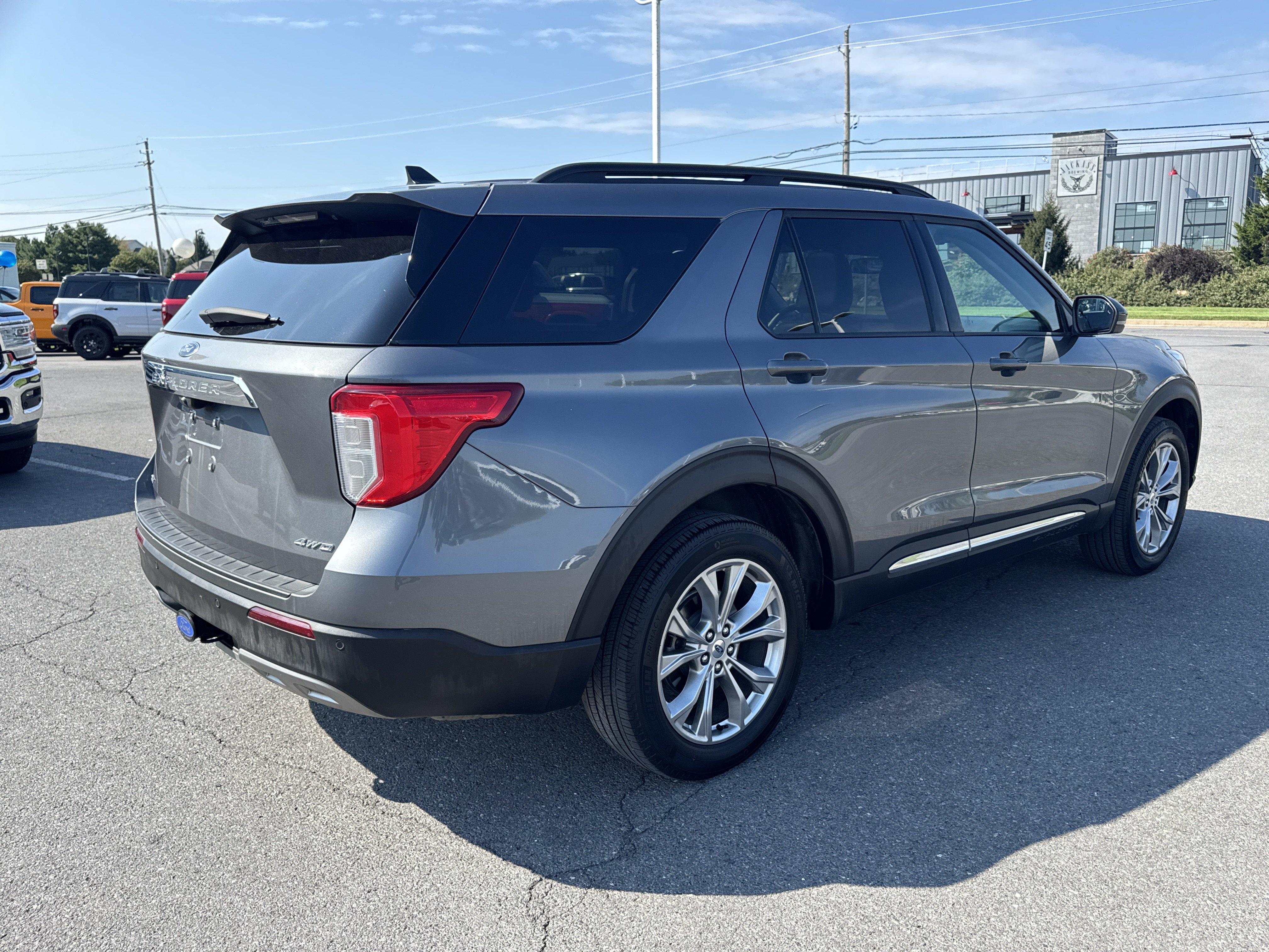 Used 2024 Ford Explorer XLT SUV