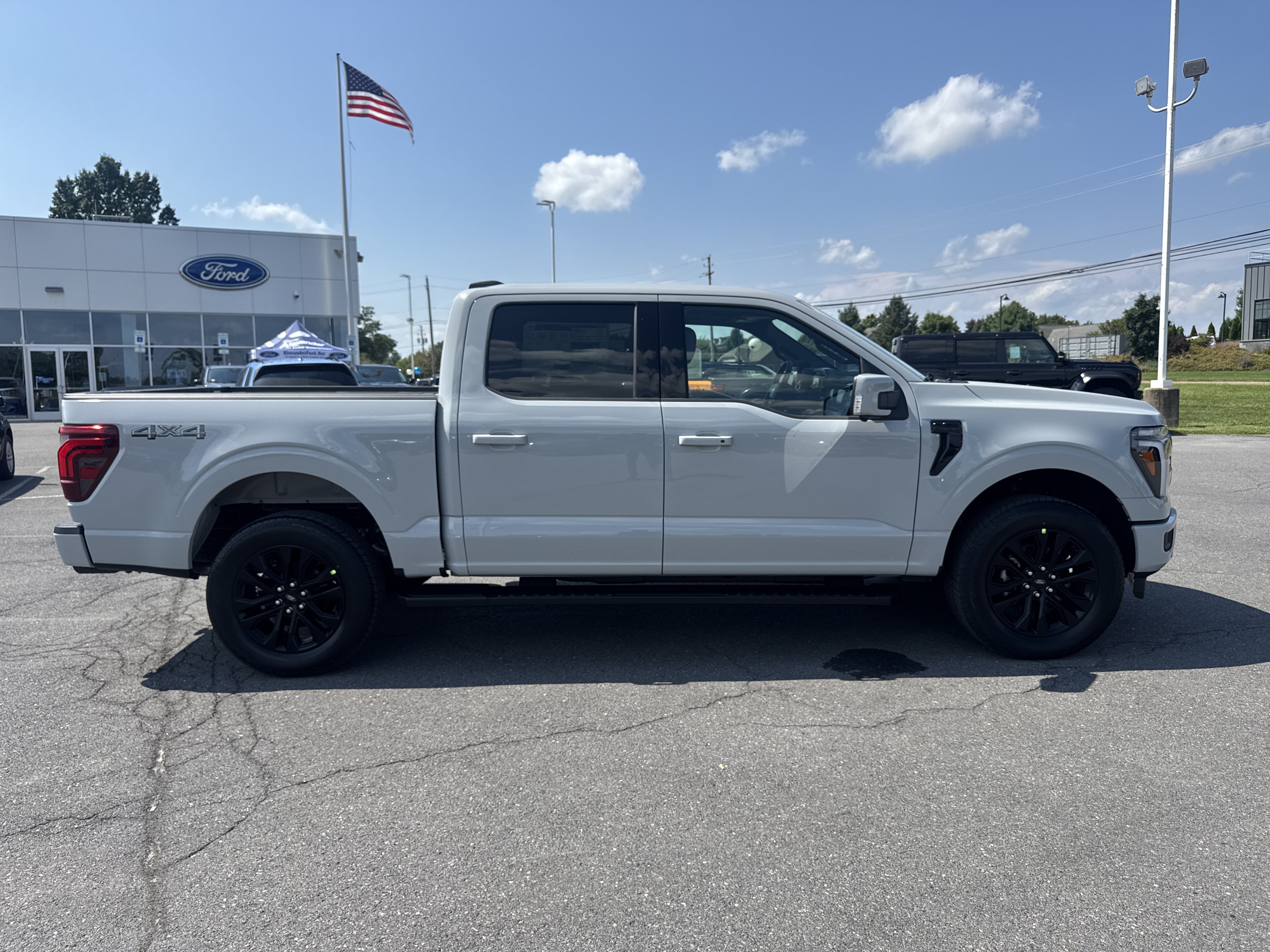 New 2026 Ford F-150 LARIAT Truck SuperCrew Cab