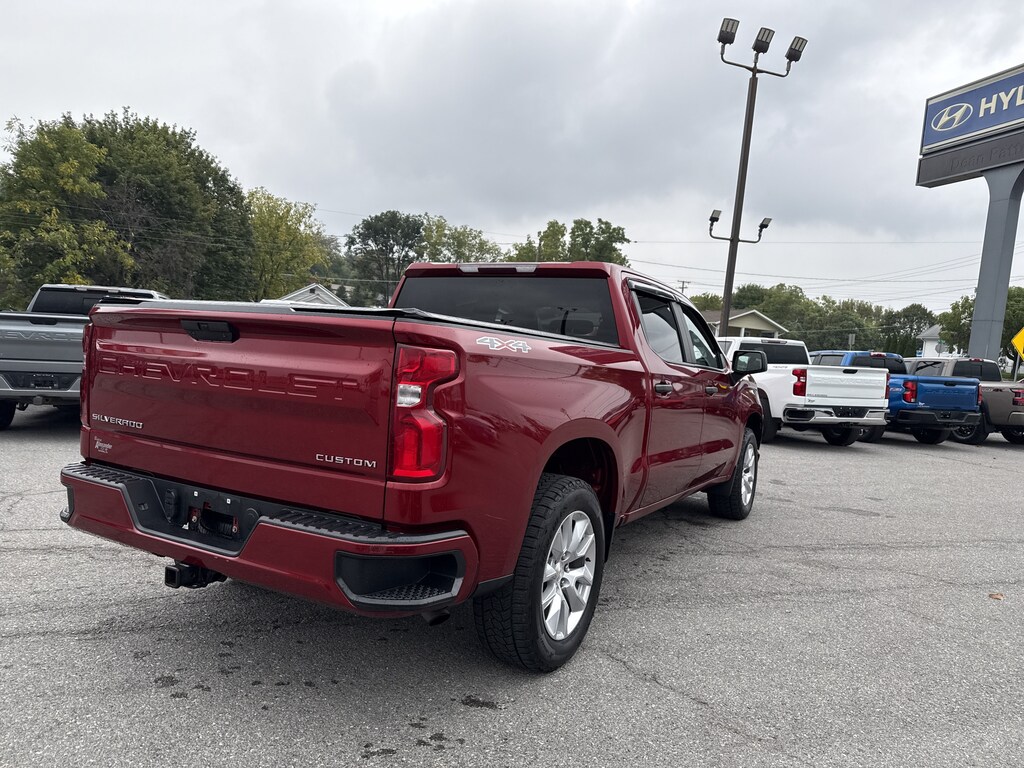 Used 2021 Chevrolet Silverado 1500 Custom 4WD Crew Cab 147 Custom