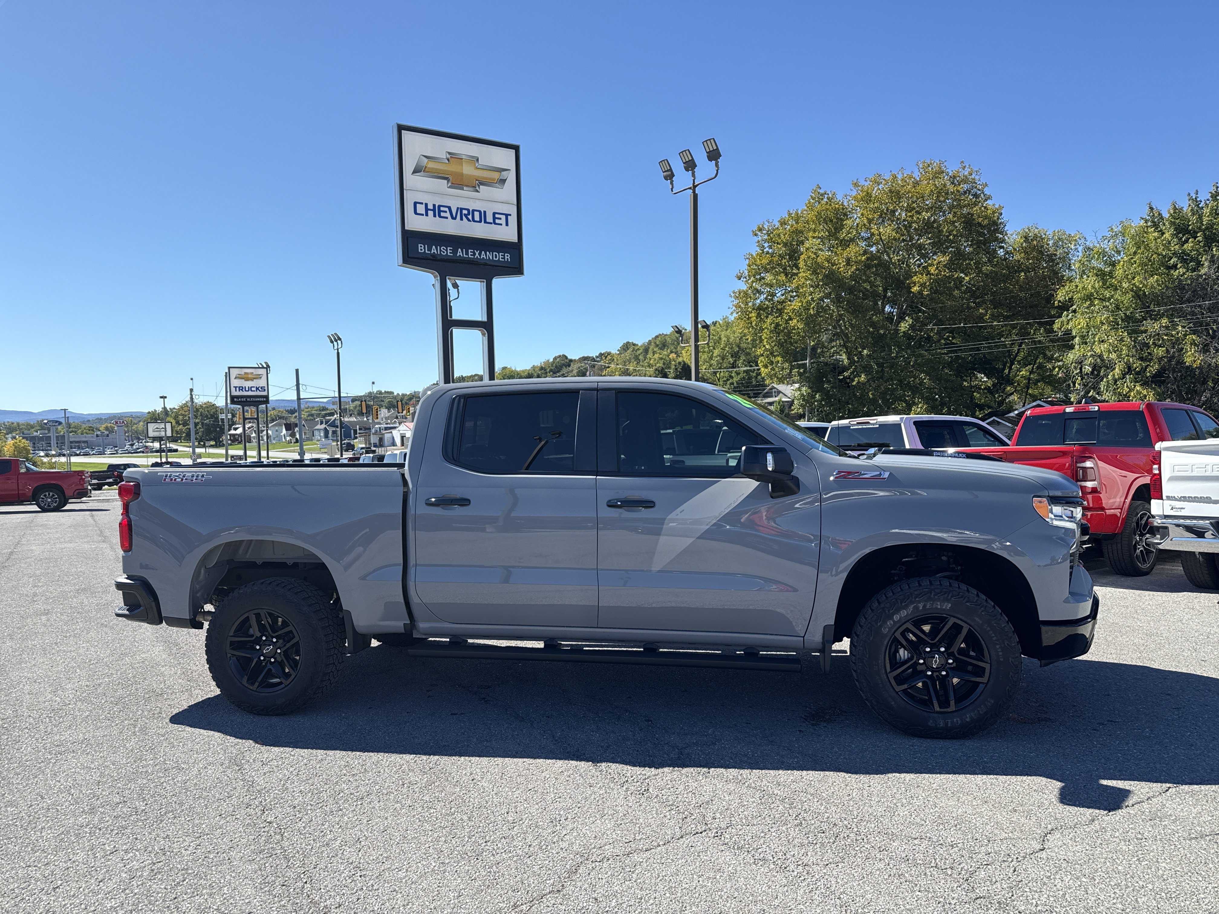 Used 2024 Chevrolet Silverado 1500 LT Trail Boss 4WD Crew Cab 147 LT Trail Boss