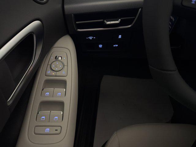 2026 Hyundai Sonata SEL - Photo 14