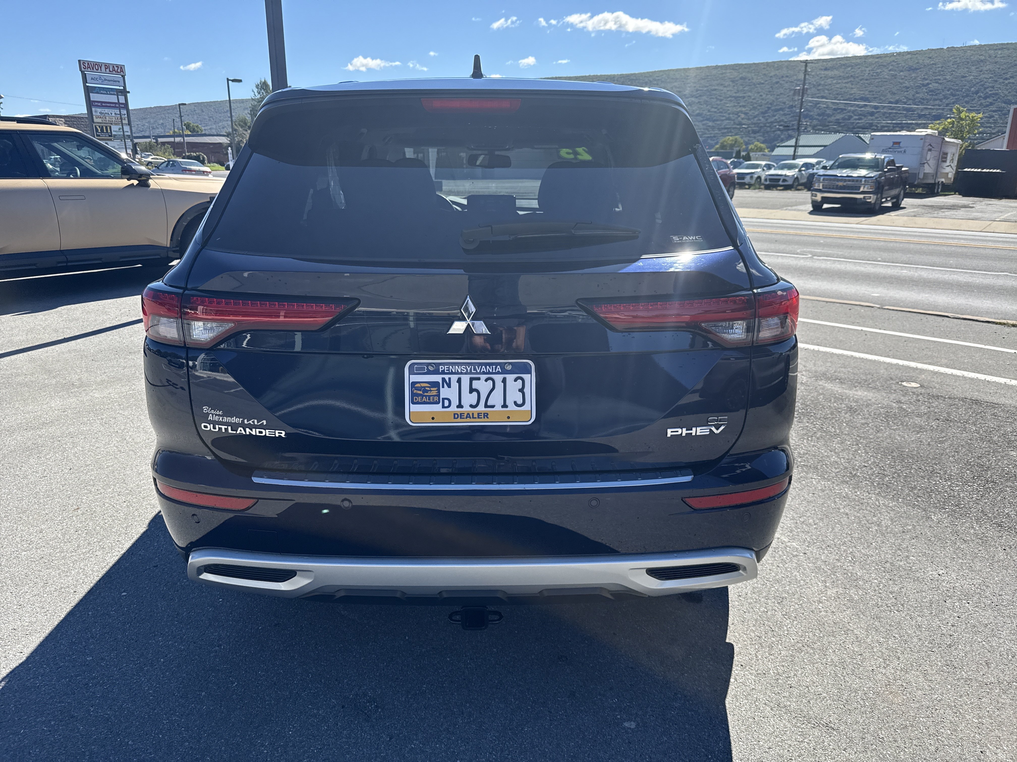 Used 2023 Mitsubishi Outlander Phev SE SE S-AWC