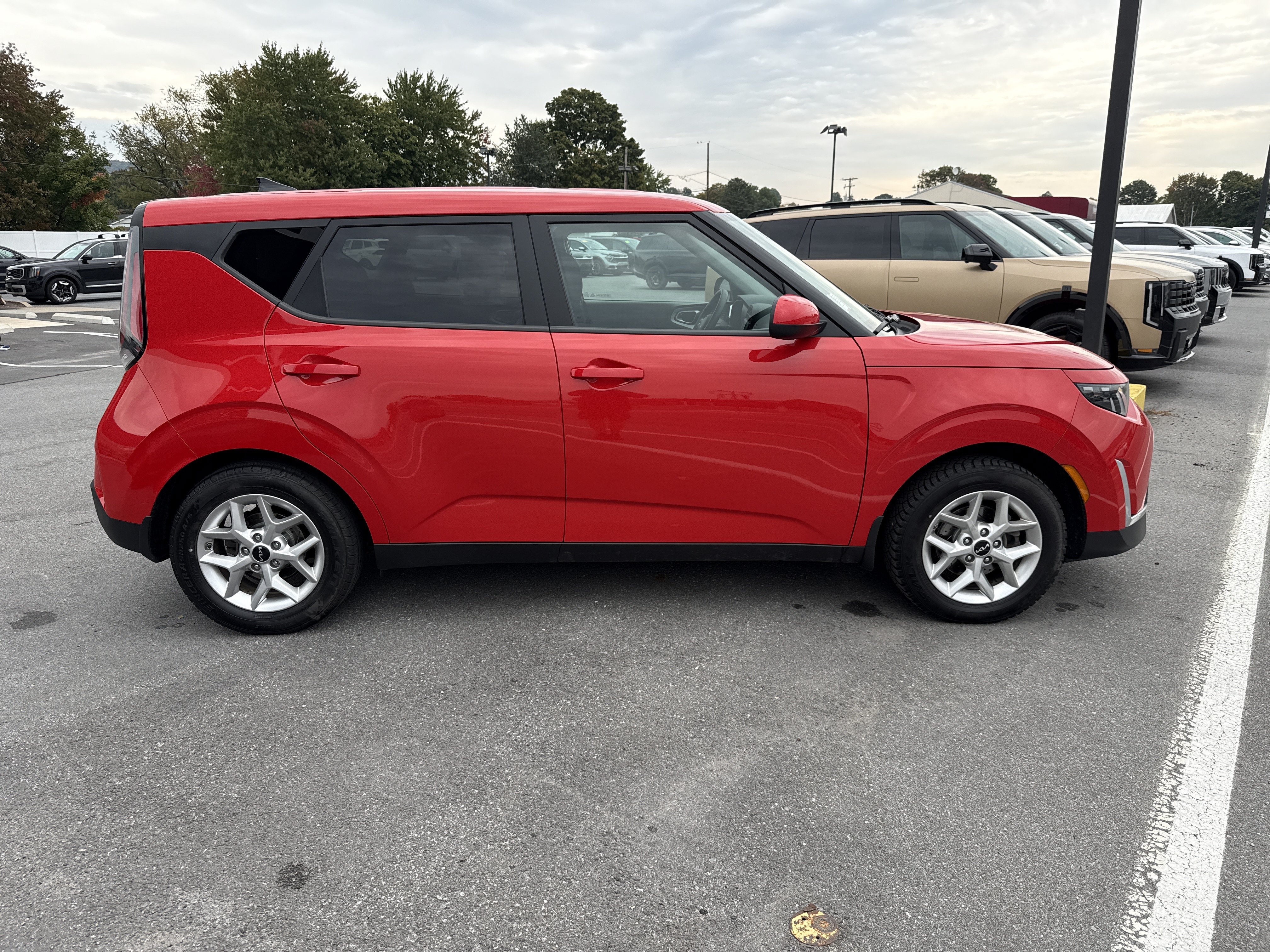 Used 2024 Kia Soul LX Hatchback