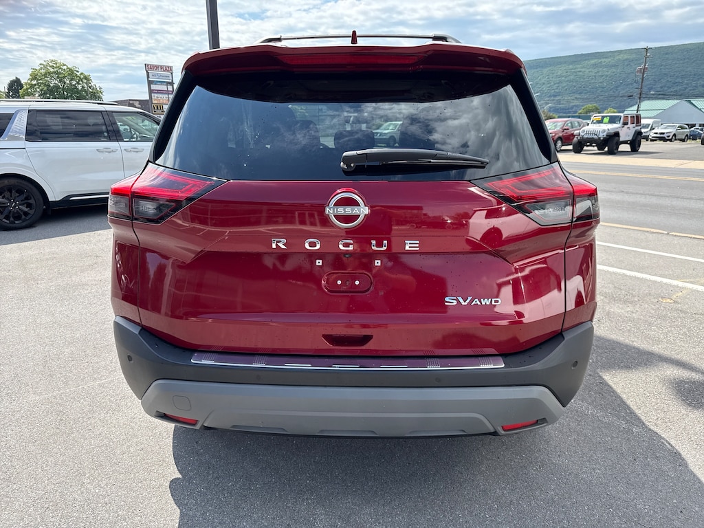 Used 2023 Nissan Rogue SV SUV
