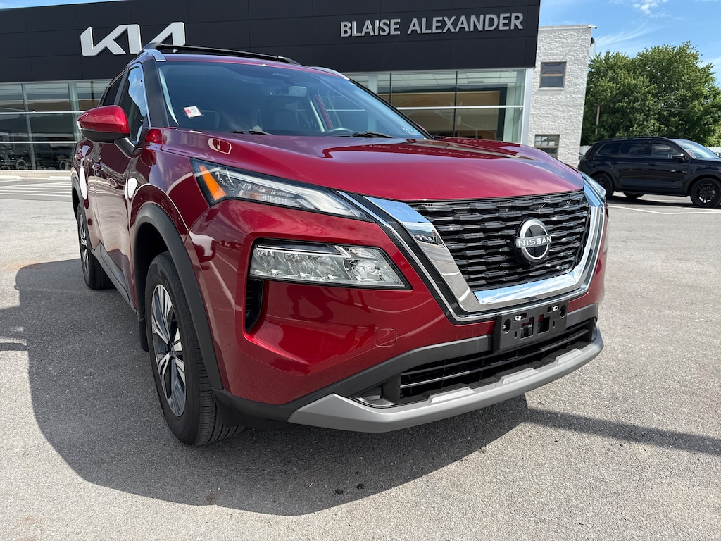 Used 2023 Nissan Rogue SV SUV