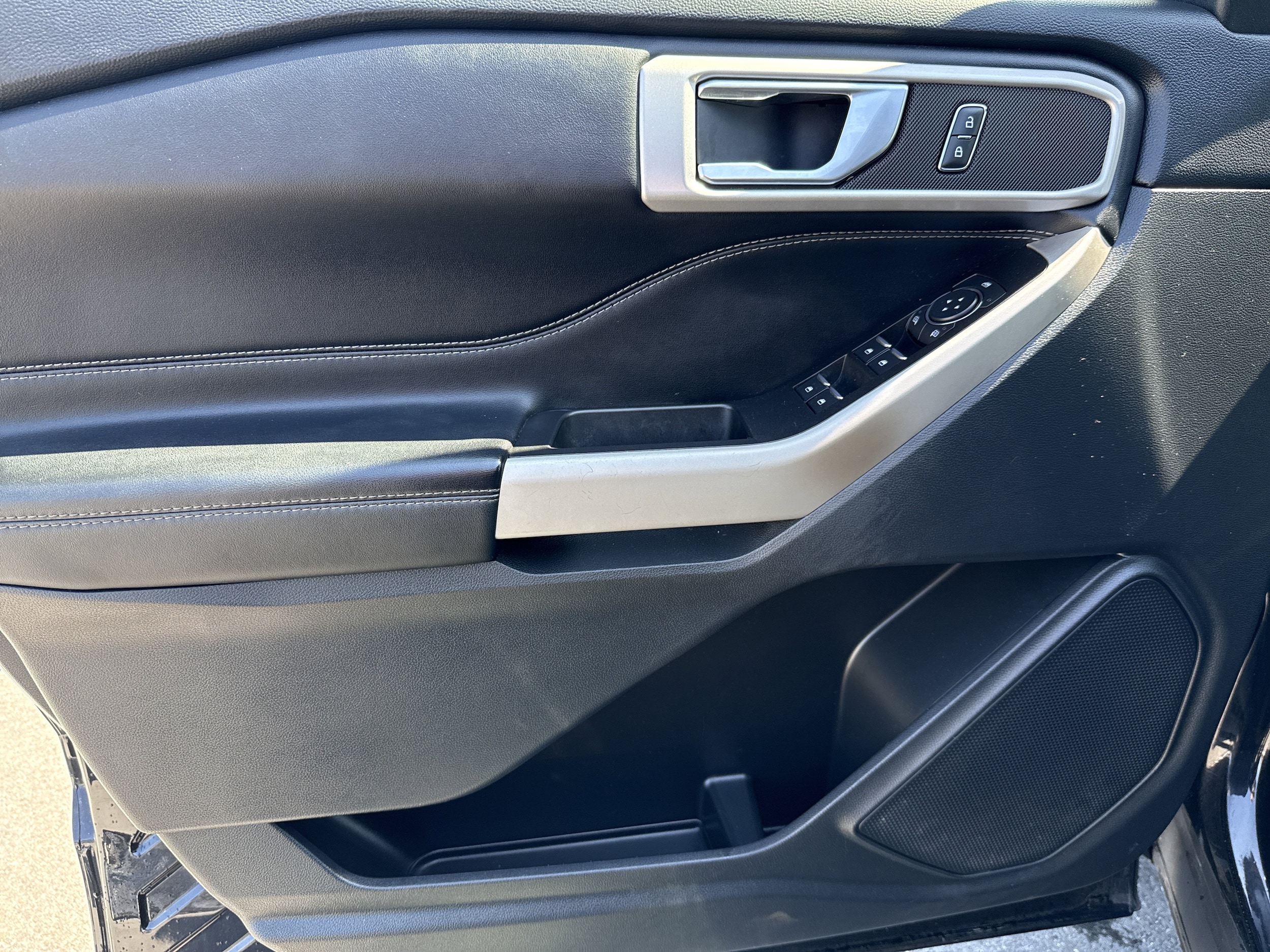 2022 Ford Explorer XLT - Photo 15