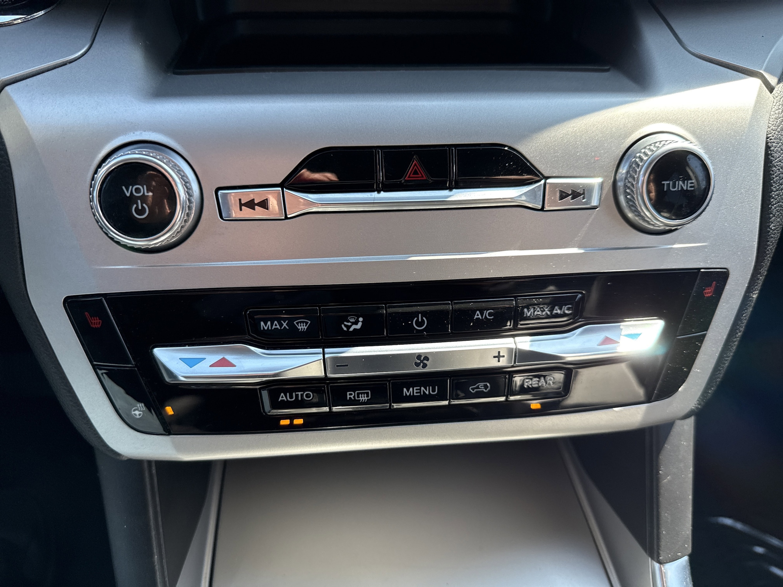 2022 Ford Explorer XLT - Photo 25