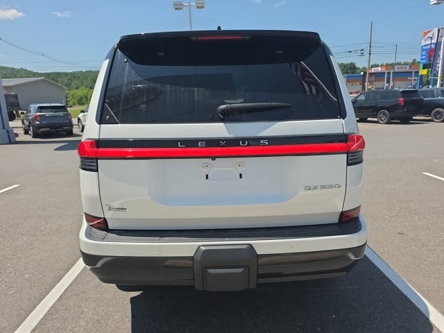2024 Lexus GX Luxury+ - Photo 4